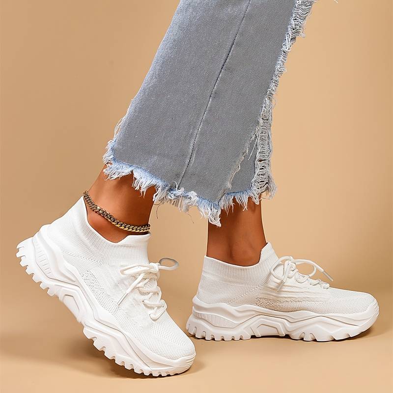Orthopedic shoes for women | Comfortable shoes with additional support for the feet